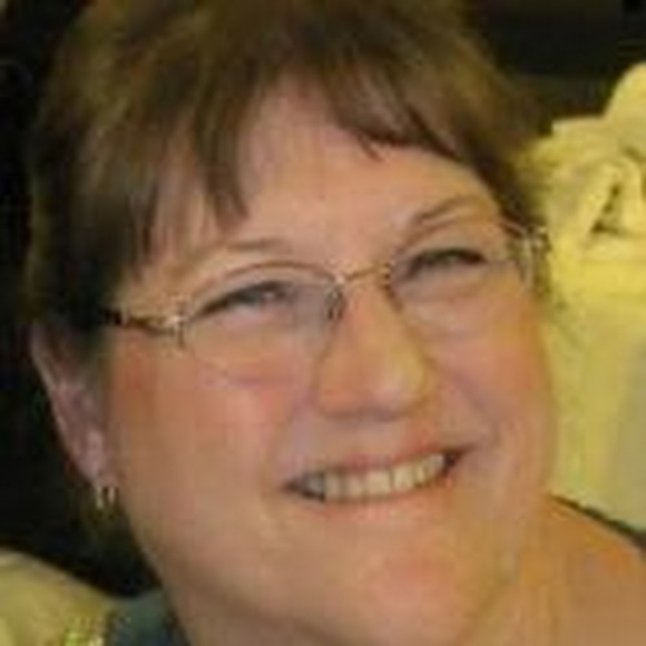 Meet your Posher, Mikimom5 - Picture 1 of 1